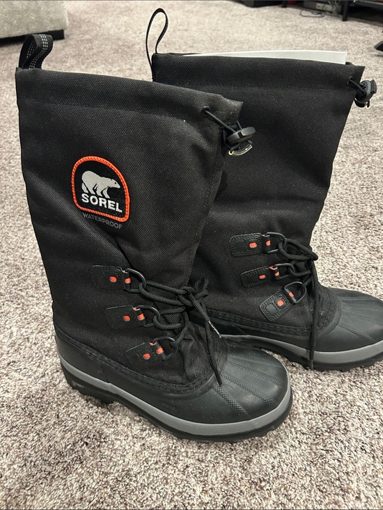 Sorel Other - Sorel Mens Black Snow Boots with Orange Accents
